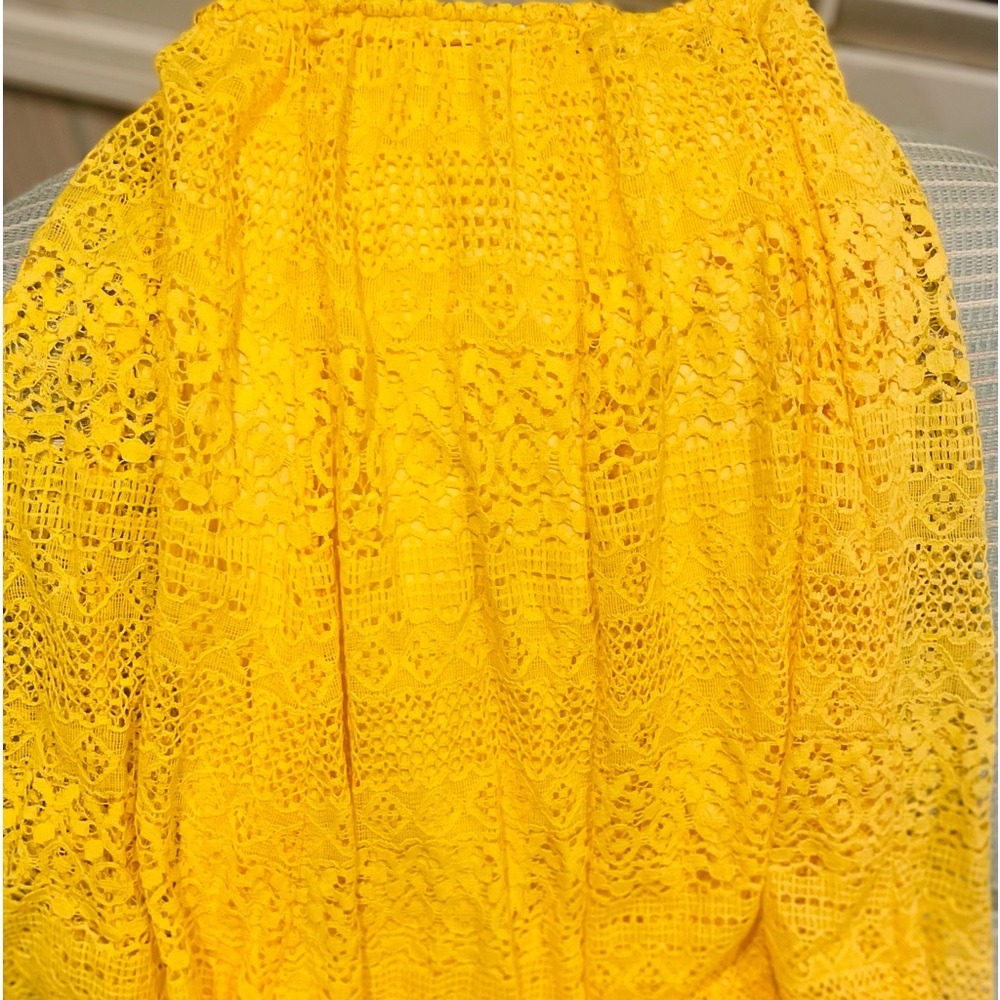 Brilliant color. Great for work, casual, formal, dancing.
